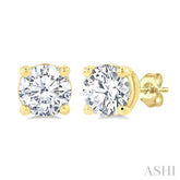 1 1/2 Ctw Round Cut Diamond Stud Earrings in 14K Yellow Gold
