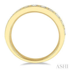 1 Ctw Round Cut Diamond Wedding Band in 14K Yellow Gold