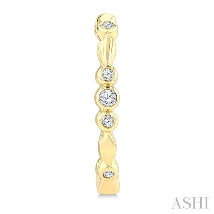 1/10 Ctw Round Cut Diamond Fashion Hoop Earrings in 10K Yellow Gold