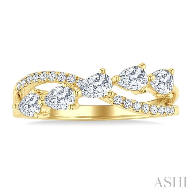 7/8 Ctw Split Criss Cross Pear and Round Cut Diamond Fashion Ring in 14K Yellow Gold