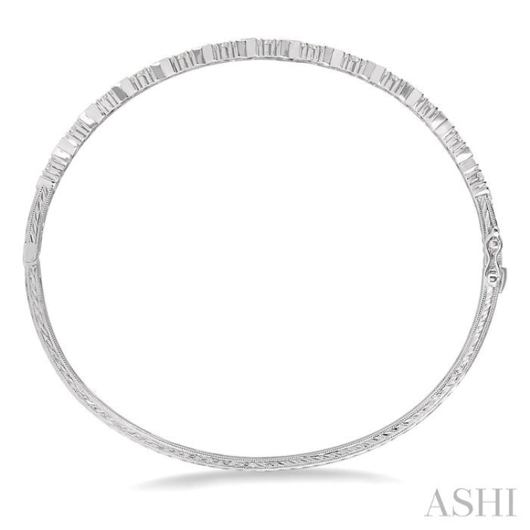 2 Ctw Zigzag Baguette and Round Cut Diamond Bangle in 14K White Gold