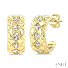 1/5 Ctw Bold Diagonal Crisscross Round Cut Golden Glow Diamond Fashion Half Hoop Earrings in 10K Yellow Gold