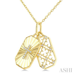 1/20 Ctw Octagonal Shape Fluted Cross & Lattice Medallion Round Cut Diamond  Fashion Pendant With Chain in 10K Yellow Gold