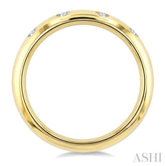 1/6 Ctw Round Cut Diamond Flush Set Mosaic Dome Bold Band in 10K Yellow Gold