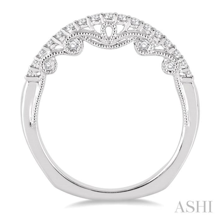 1/4 Ctw Round Cut Diamond Wedding Band in 14K White Gold
