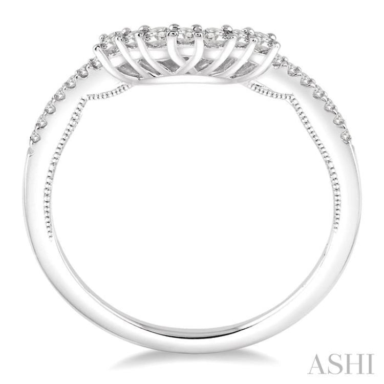 1/3 Ctw Round Cut Diamond Wedding Band in 14K White Gold