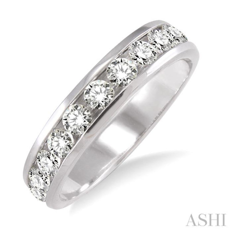 1 Ctw Round Cut Diamond Wedding Band in 14K White Gold