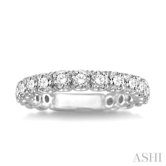 3/4 Ctw Round Cut Diamond Wedding Band in 14K White Gold