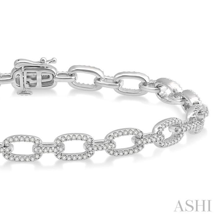 1 1/2 Ctw Round Cut Diamond Encrusted Link Paper Clip Chain Bracelet in 14K White Gold