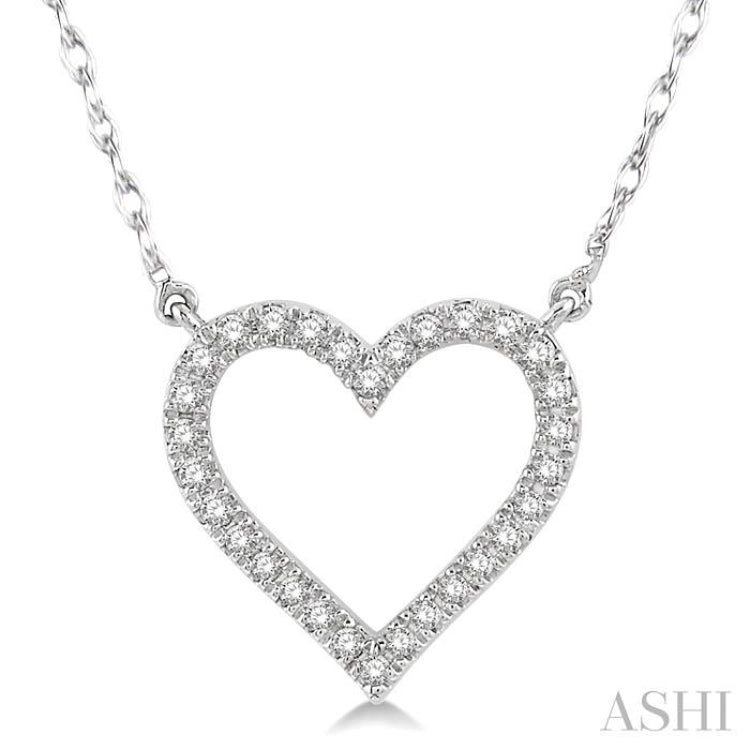 1/6 Ctw Heart Shape Round Cut Diamond Pendant in 10K White Gold