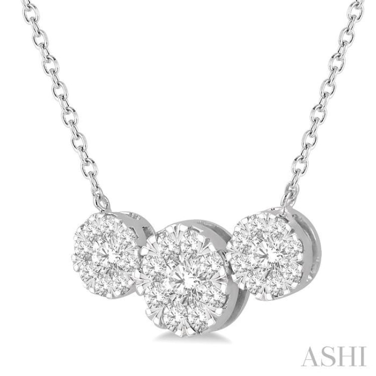 1 Ctw 3-Stone Lovebright Round Cut Diamond Necklace in 14K White Gold