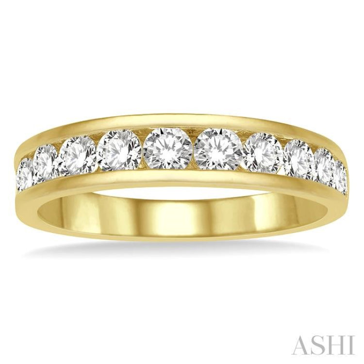 1 ctw Channel Set 11 Stone Round Cut Diamond Wedding Band in 14K Yellow Gold