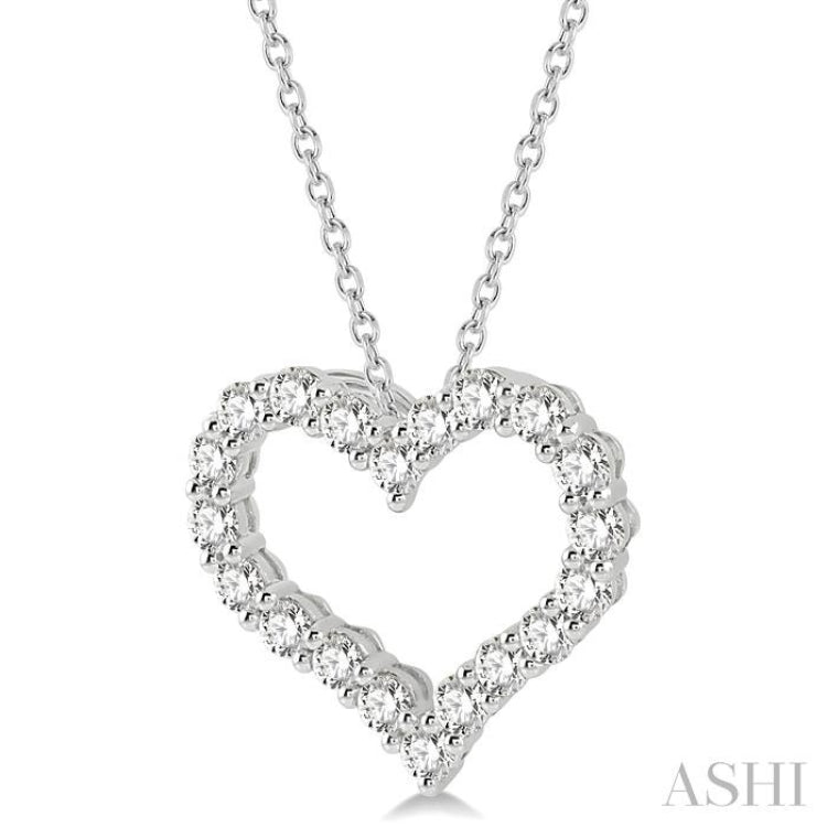 1 1/2 ctw Heart Shape Round Cut Diamond Pendant With Chain in 14K White Gold