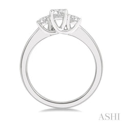 1/2 Ctw Round Cut Diamond Three-Stone Ring in 14K White Gold