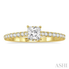 1/2 Ctw Round Cut Diamond Engagement Ring With 1/4 ct Princess Cut Center Stone in 14K Yellow Gold