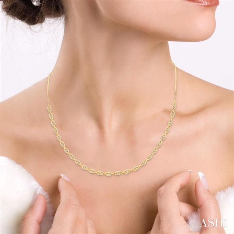 1 1/2 Ctw Mariner Link Round Cut Diamond Necklace in 14K Yellow Gold