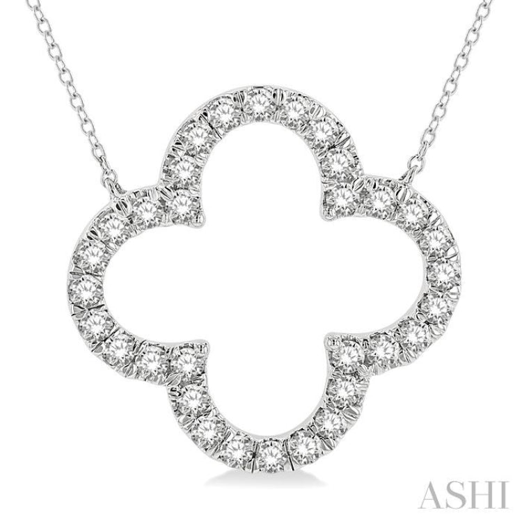 1 Ctw Clover Round Cut Diamond Pendant in 14K White Gold