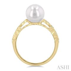 1/10 ctw 8x8MM Cultured Pearl and Round Cut Diamond Ring in 14K Yellow Gold