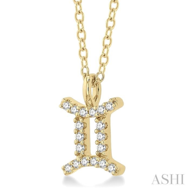 1/10 Ctw Gemini Round Cut Diamond Zodiac Pendant With Chain in 14K Yellow Gold