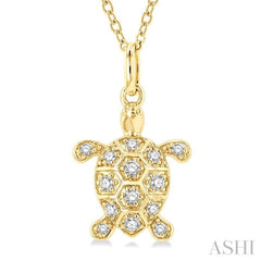 1/6 Ctw Marine Life Turtle Petite Round Cut Diamond Fashion Pendant With Chain in 10K Yellow Gold