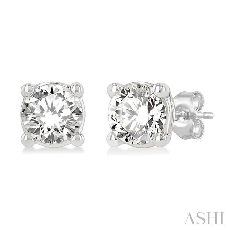 1/3 Ctw Round Cut Diamond Stud Earrings in 14K White Gold