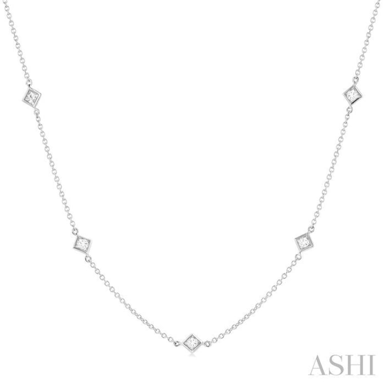 1 Ctw Princess Cut Diamond Fashion Necklace in 14K White Gold