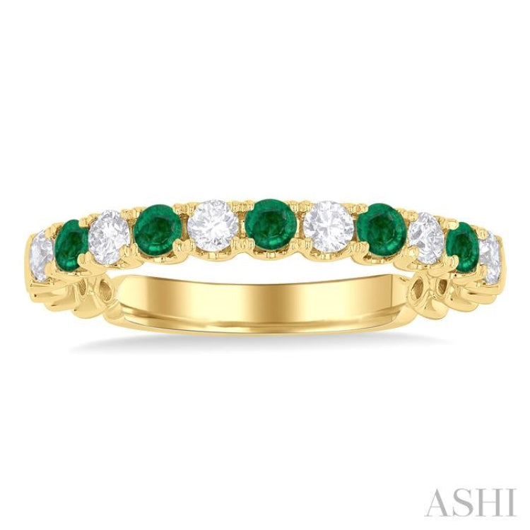 1/4 ctw Round Cut 2.25MM Emerald and Diamond Precious Wedding Band in 14K Yellow Gold