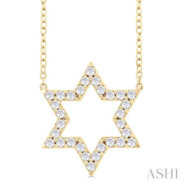 1/4 Ctw Star of David Petite Round Cut Diamond Fashion Pendant With Chain in 14K Yellow Gold