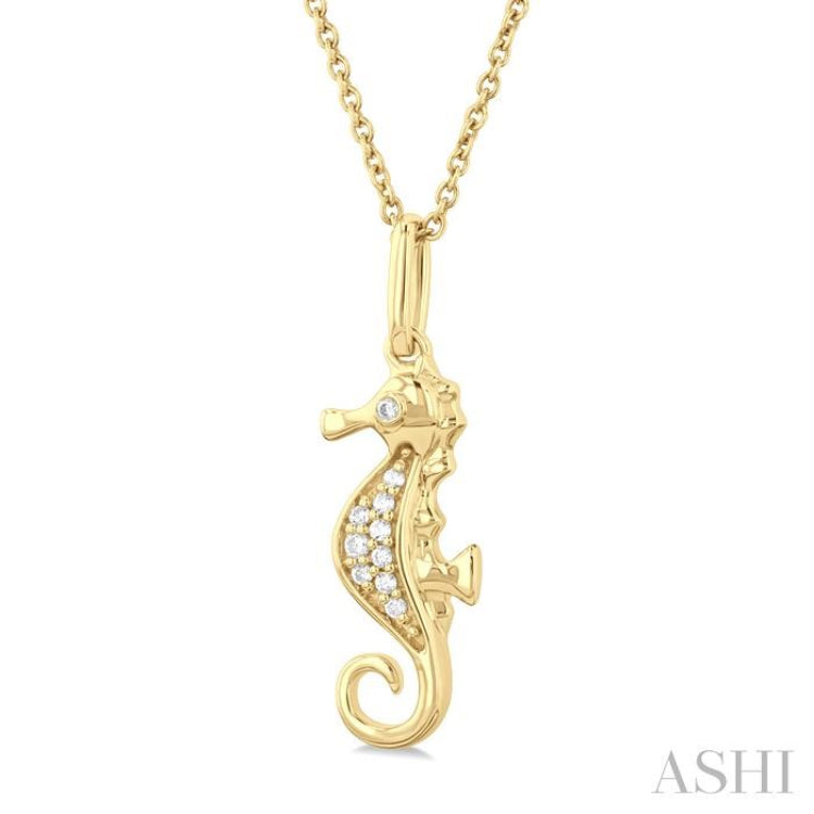 1/20 ctw Petite Seahorse Round Cut Diamond Fashion Pendant With Chain in 10K Yellow Gold