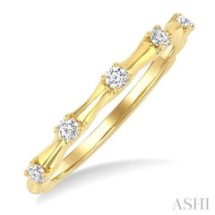 1/5 Ctw Bamboo Shoot Inspired Round Cut Diamond Fashion Ring in 14K Yellow Gold