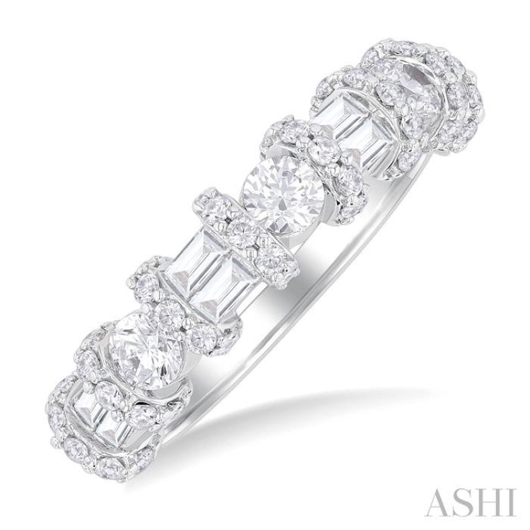 1 Ctw Fusion Baguette and Round Cut Diamond Fashion Band in 14K White Gold