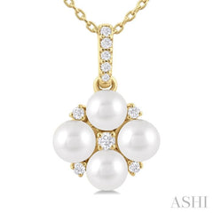 1/10 Ctw Floral 4 MM Cultured Pearl and Round Cut Diamond Fashion Pendant With Chain in 10K Yellow Gold