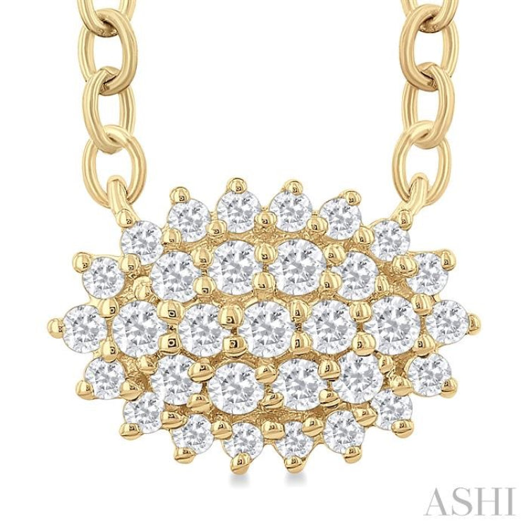 1/6 Ctw Petite East-West Set Oval Shape Round Cut Diamond Cluster Fashion Pendant With Chain in 10K Yellow Gold