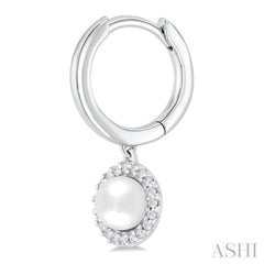 1/8 Ctw Petite 5.5 MM Cultured Pearl and Round Cut Diamond Halo Fashion Huggies in 10K White Gold