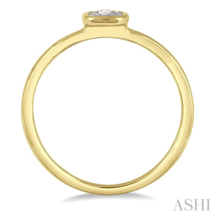 1/50 Ctw Square Curve Edge Round Cut Diamond Promise Ring in 10K Yellow Gold