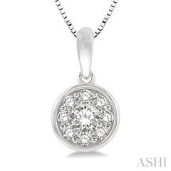 1/3 Ctw Round Cut Diamond Cluster Circular Pendant With Chain in 14K White Gold