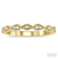 1/10 ctw Pear and Rhombus Shape Lattice Round Cut Diamond Wedding Band in 14K Yellow Gold