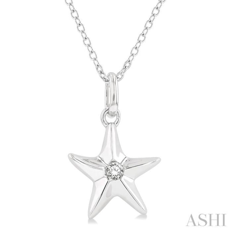 1/50 Ctw Starfish Petite Round Cut Diamond Fashion Pendant With Chain in 10K White Gold