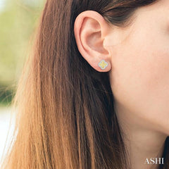 1/5 Ctw Fluted Texture 4-Leaf Clover Round Cut Diamond Pirouette Fashion Stud Earring in 10K Yellow and White Gold