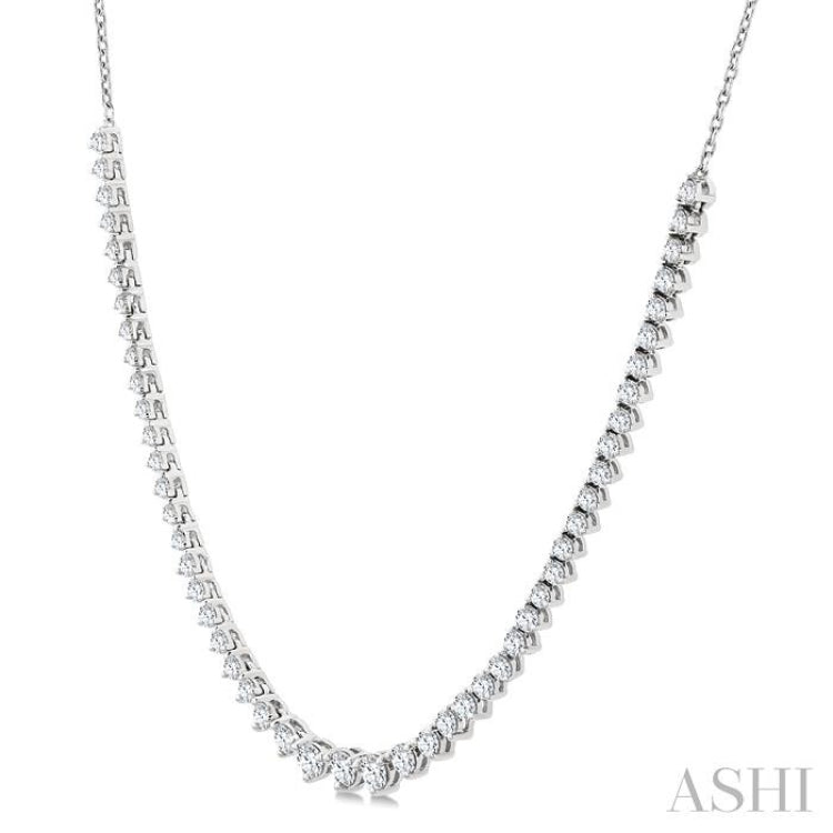 1 3/4 Ctw Halfway Graduated Round Cut Diamond Riviera Necklace in 14K White Gold