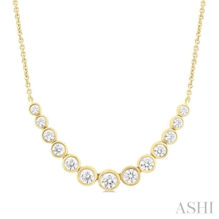1 Ctw Graduated Bezel Set Round Cut Diamond Smile Necklace in 14K Yellow Gold
