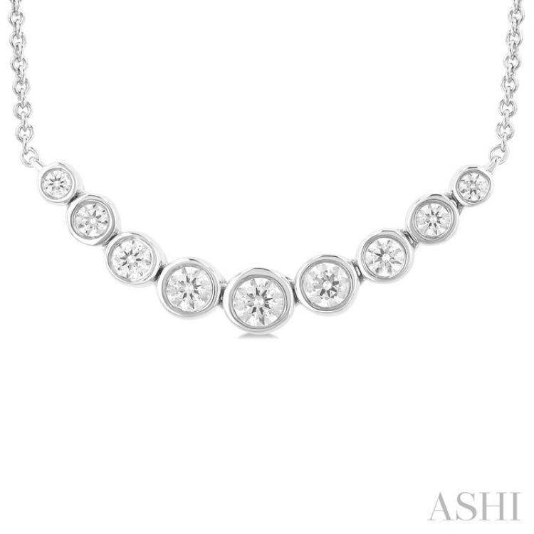 1/2 Ctw Graduated Bezel Set Round Cut Diamond Smile Necklace in 14K White Gold