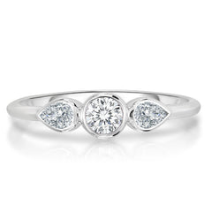DOLCE 3 DIAMOND RING