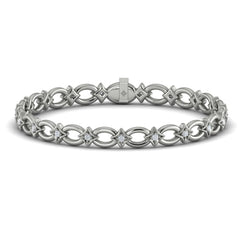 Interlocking Open Circle and Vlora Star Bracelet with Diamonds
