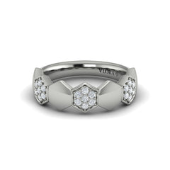 Alternating Diamond Cluster Honeycomb Ring